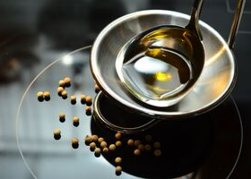 Czy na oliwie z oliwek można smażyć?
